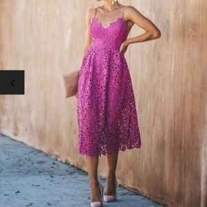 FUCHSIA CROCHET LACE MIDI DRESS M